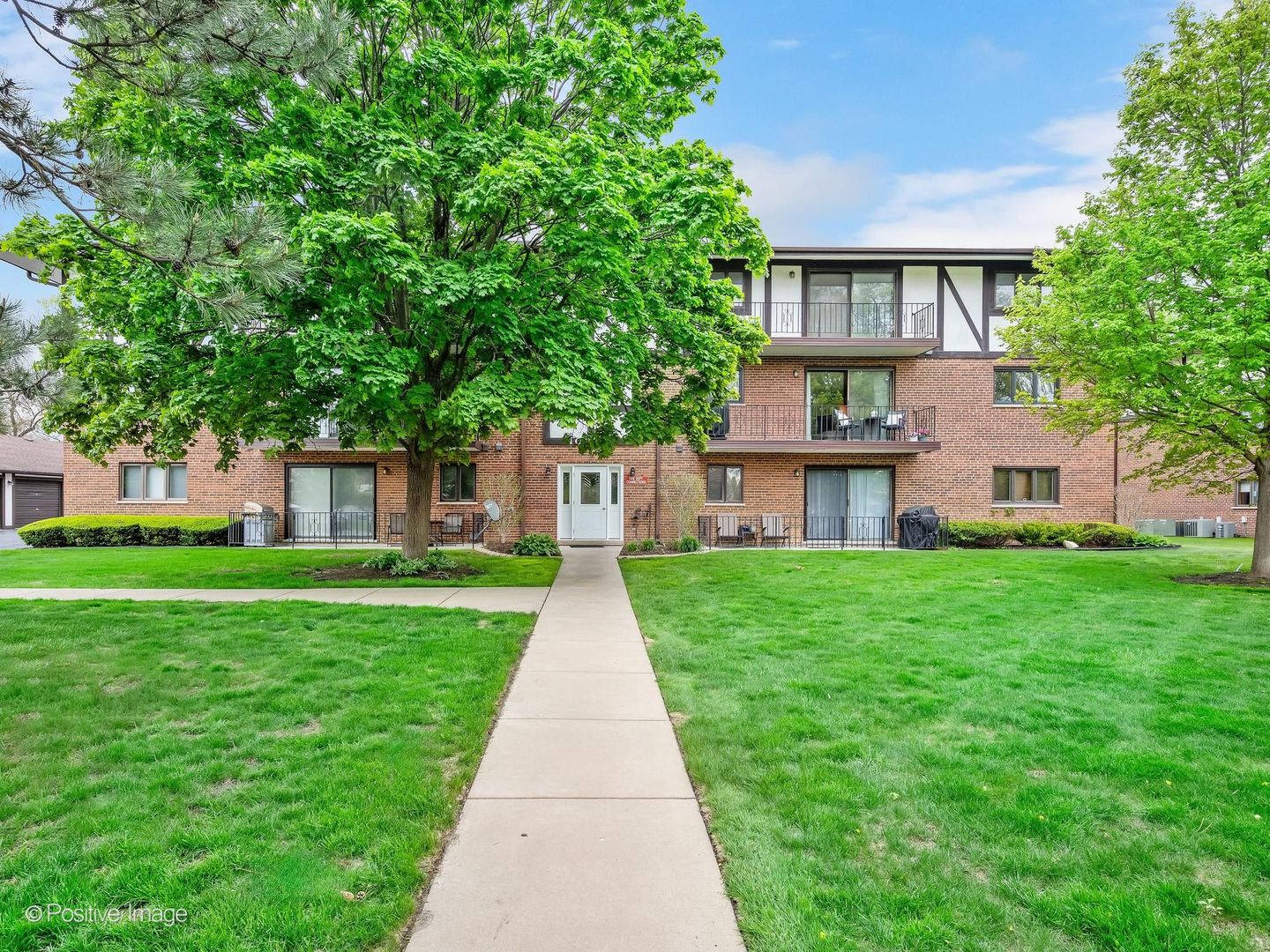 10985 S 84th Avenue #2B, Palos Hills, IL