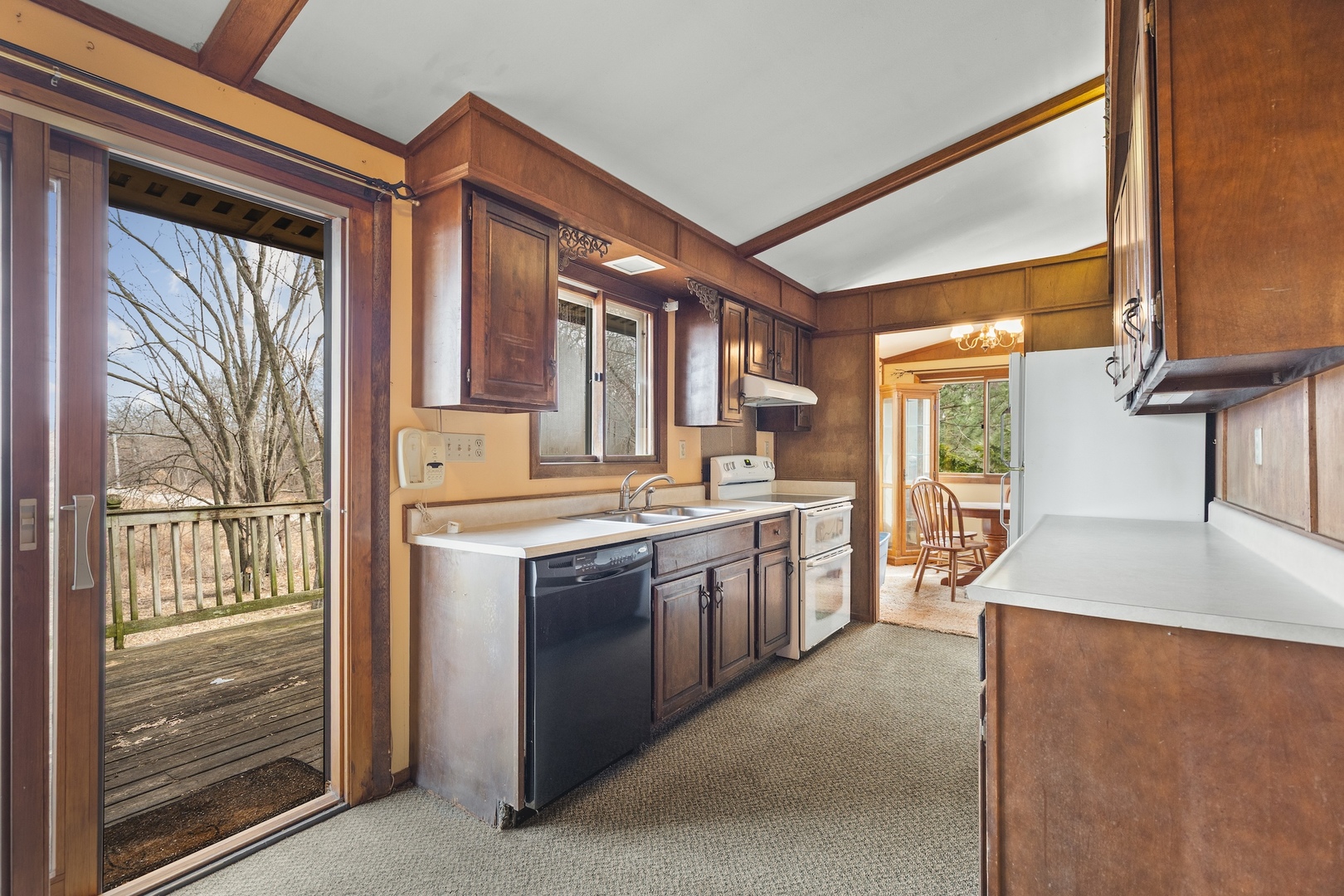 6867 N Eggert Road, Rock City, IL