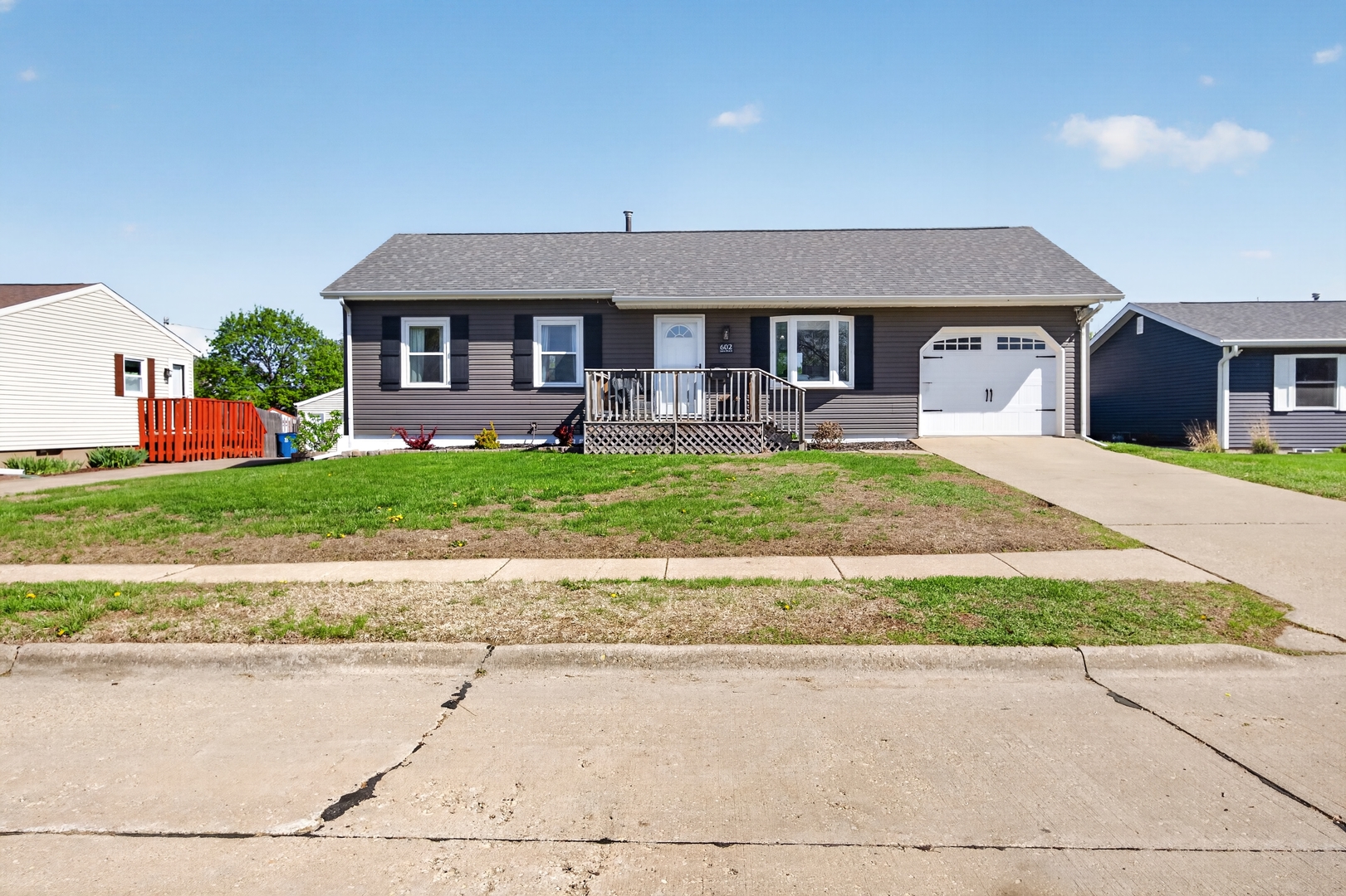 602 14th Place, Camanche, IA