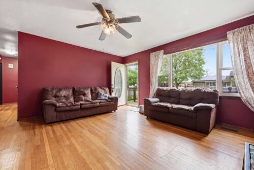 124 E Melody Lane, Woodstock, IL