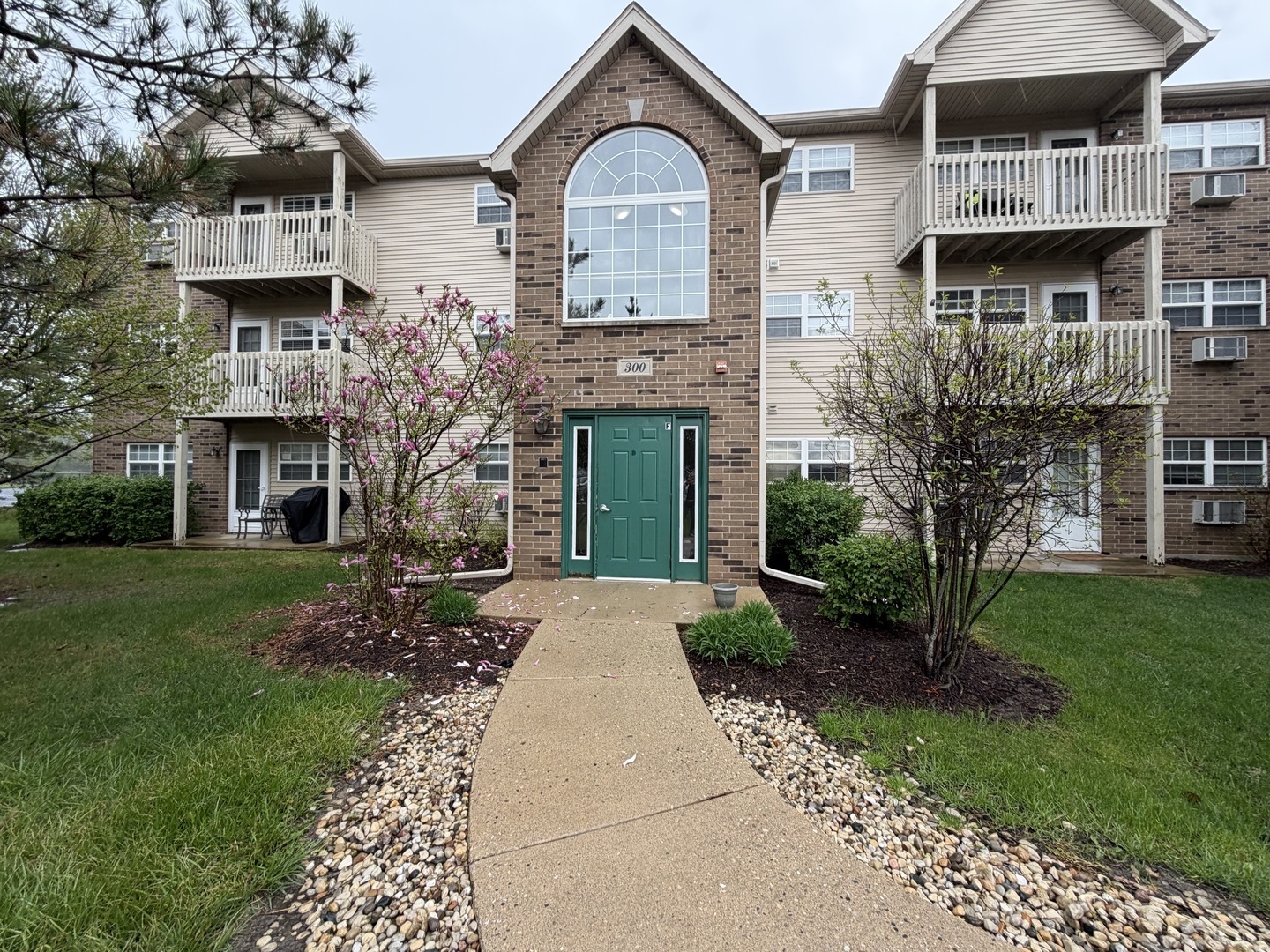 300 Cunat Boulevard #3B, Richmond, IL