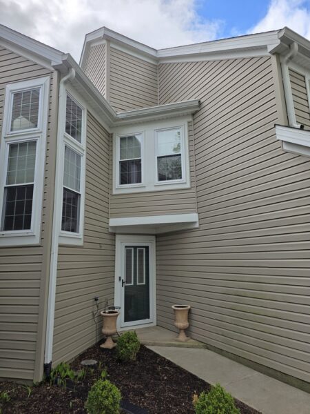 344 Kildare Court, Carol Stream, IL
