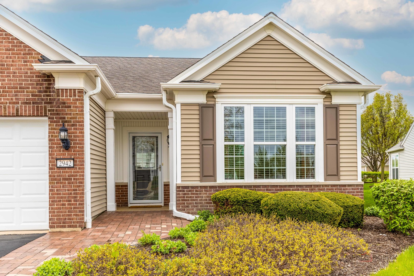 2942 Ravinia Circle, Mundelein, IL