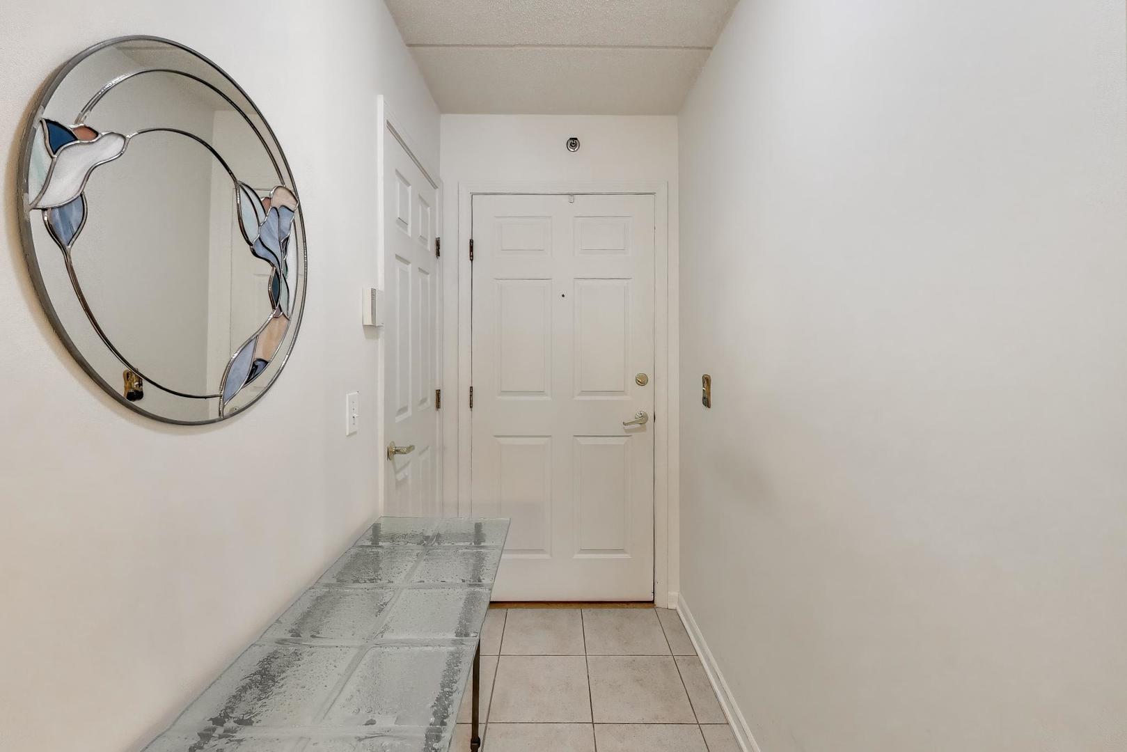 710 Creekside Drive #104A, Mount Prospect, IL