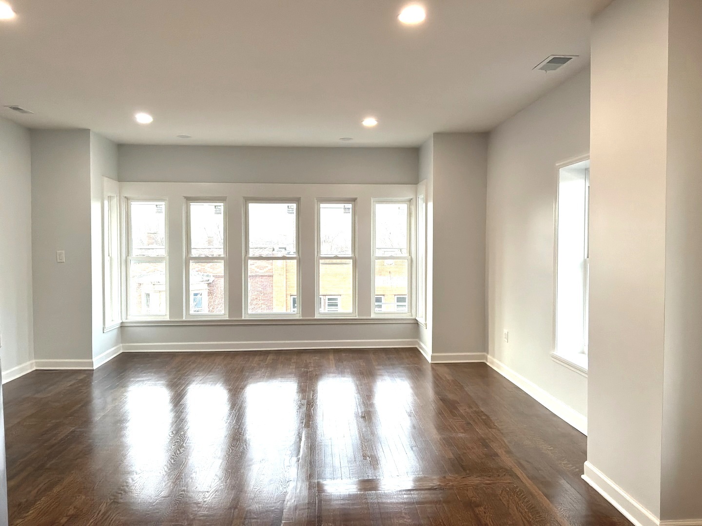 224 E Cass Street #2R, Joliet, IL