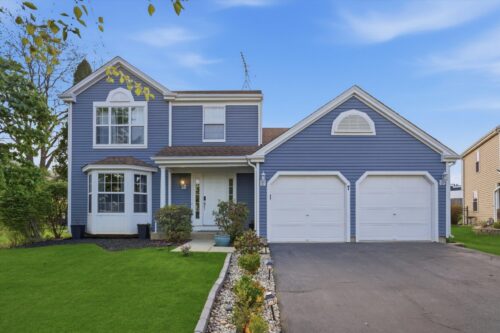 7 Arthur Court, Streamwood, IL