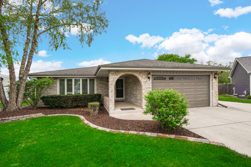 16448 S Rowley Lane, Lockport, IL