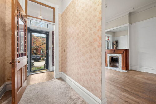 2411 N Burling Street, Chicago, IL