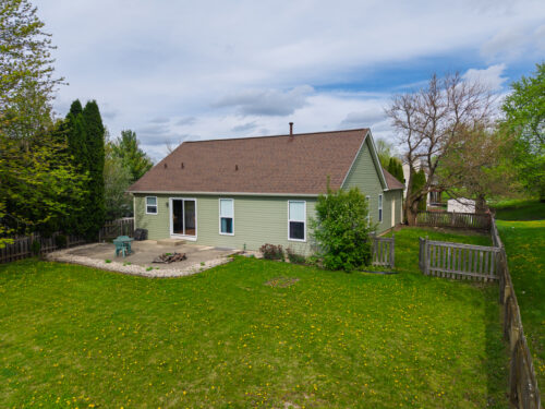 2022 N Aspen Drive, Woodstock, IL