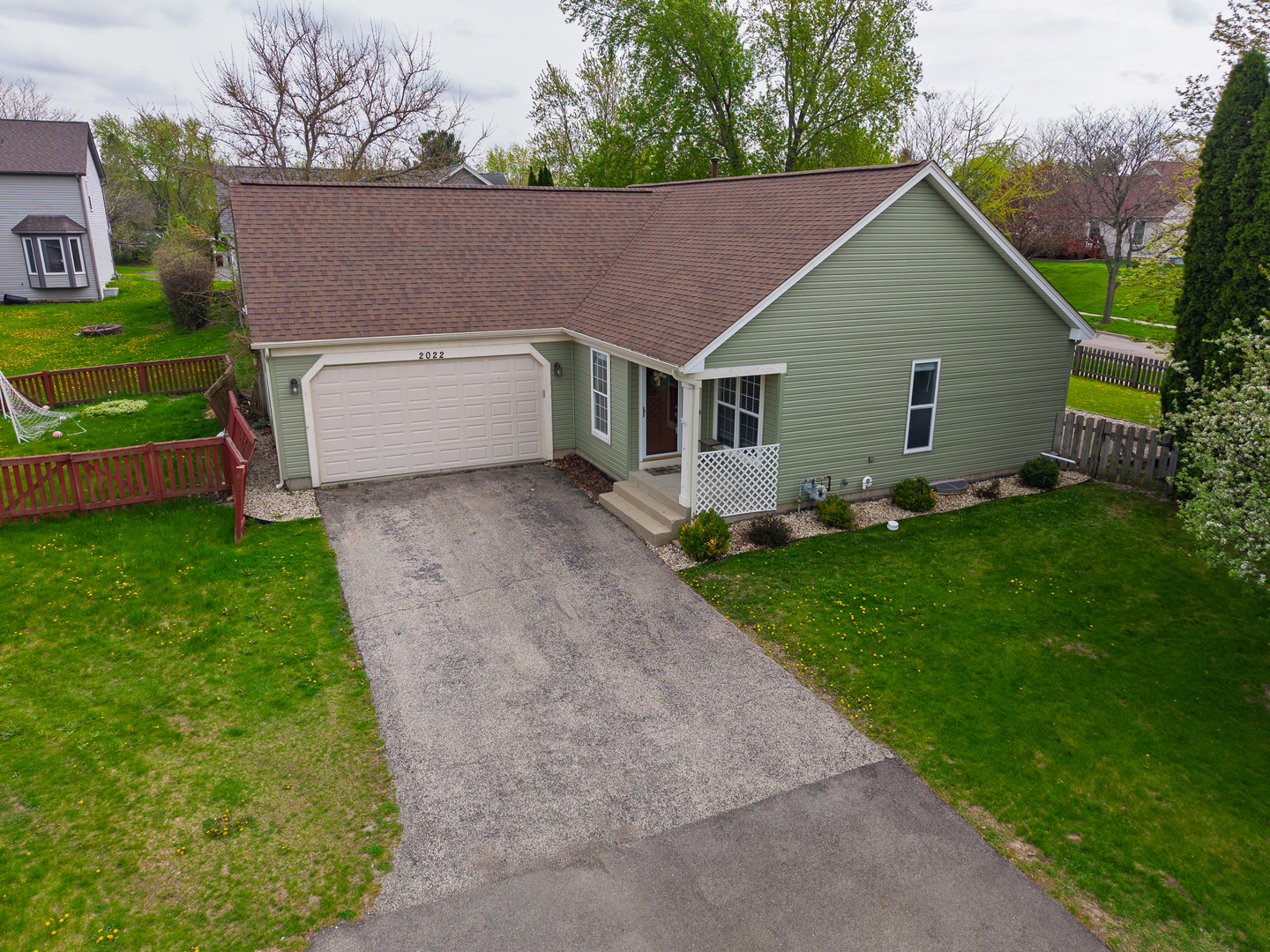 2022 N Aspen Drive, Woodstock, IL