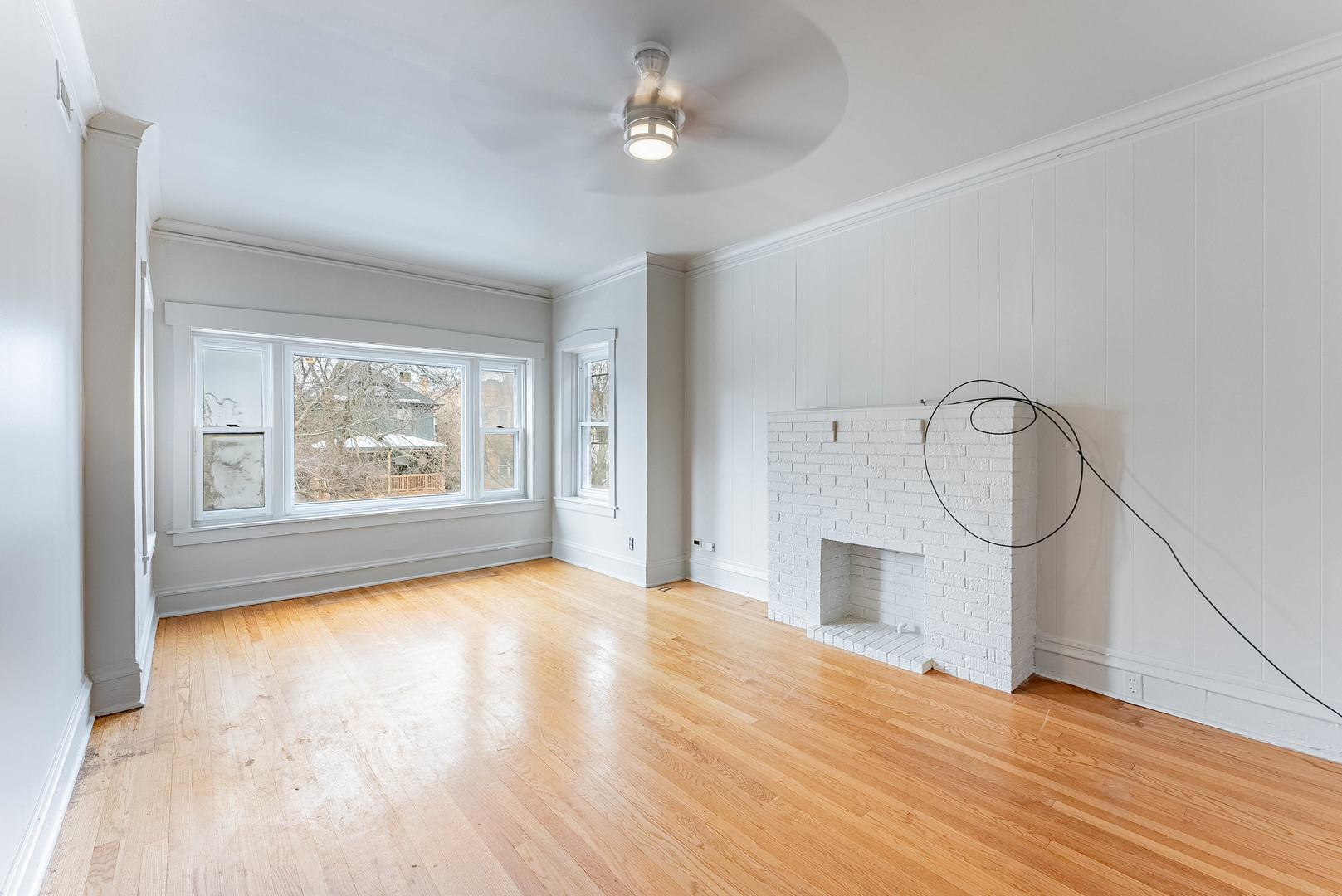 5007 N Lawndale Avenue, Chicago, IL