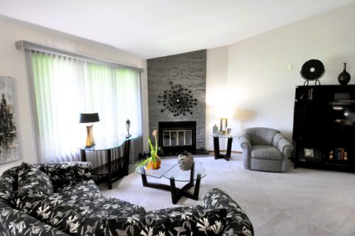 4673 HIGHPOINT Drive #60, Rockford, IL