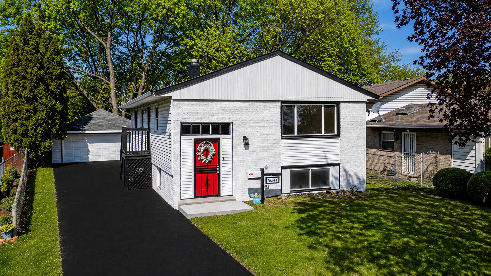 16544 Marshfield Avenue, Markham, IL