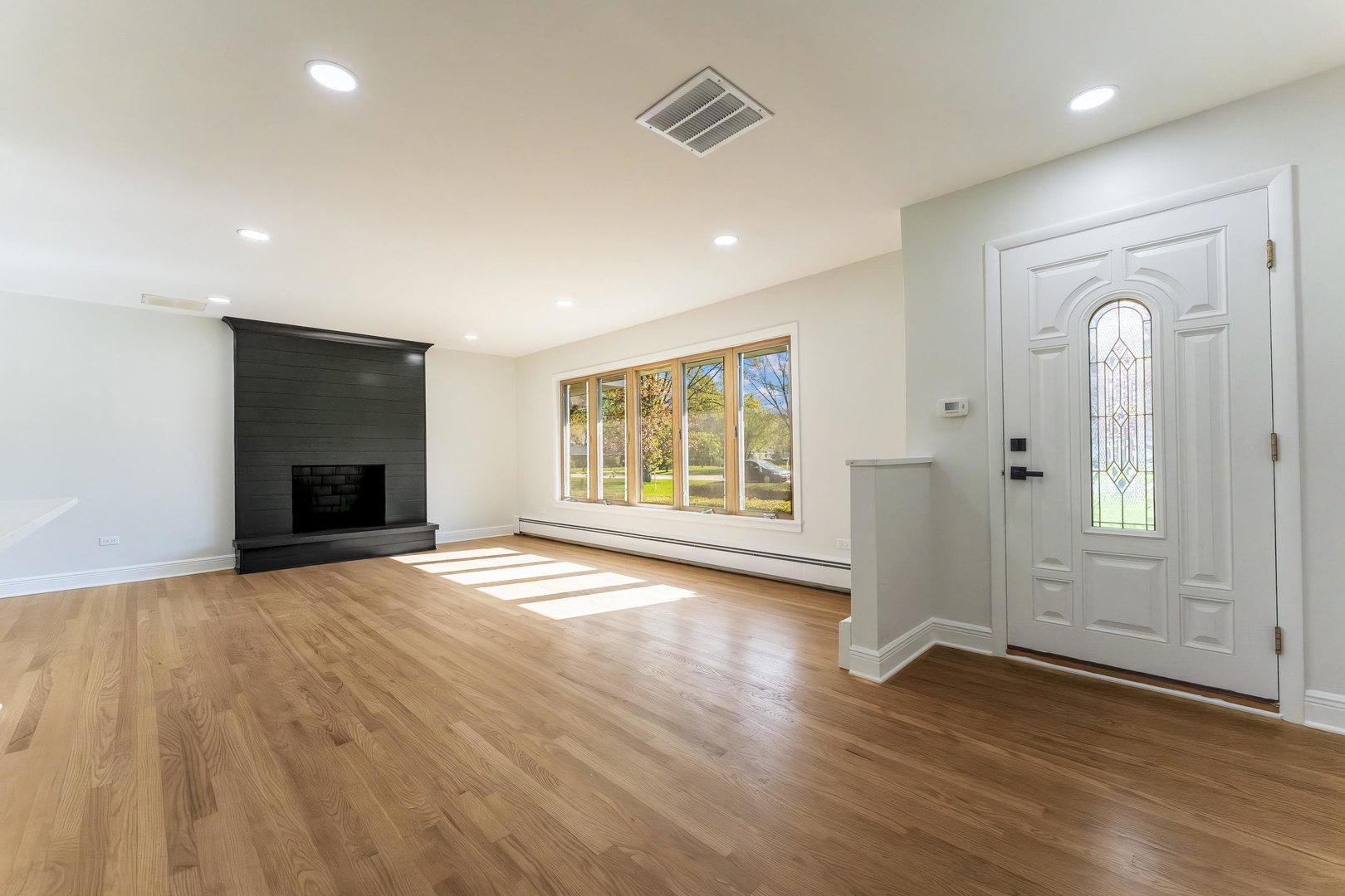 404 Tomah Avenue, Prospect Heights, IL
