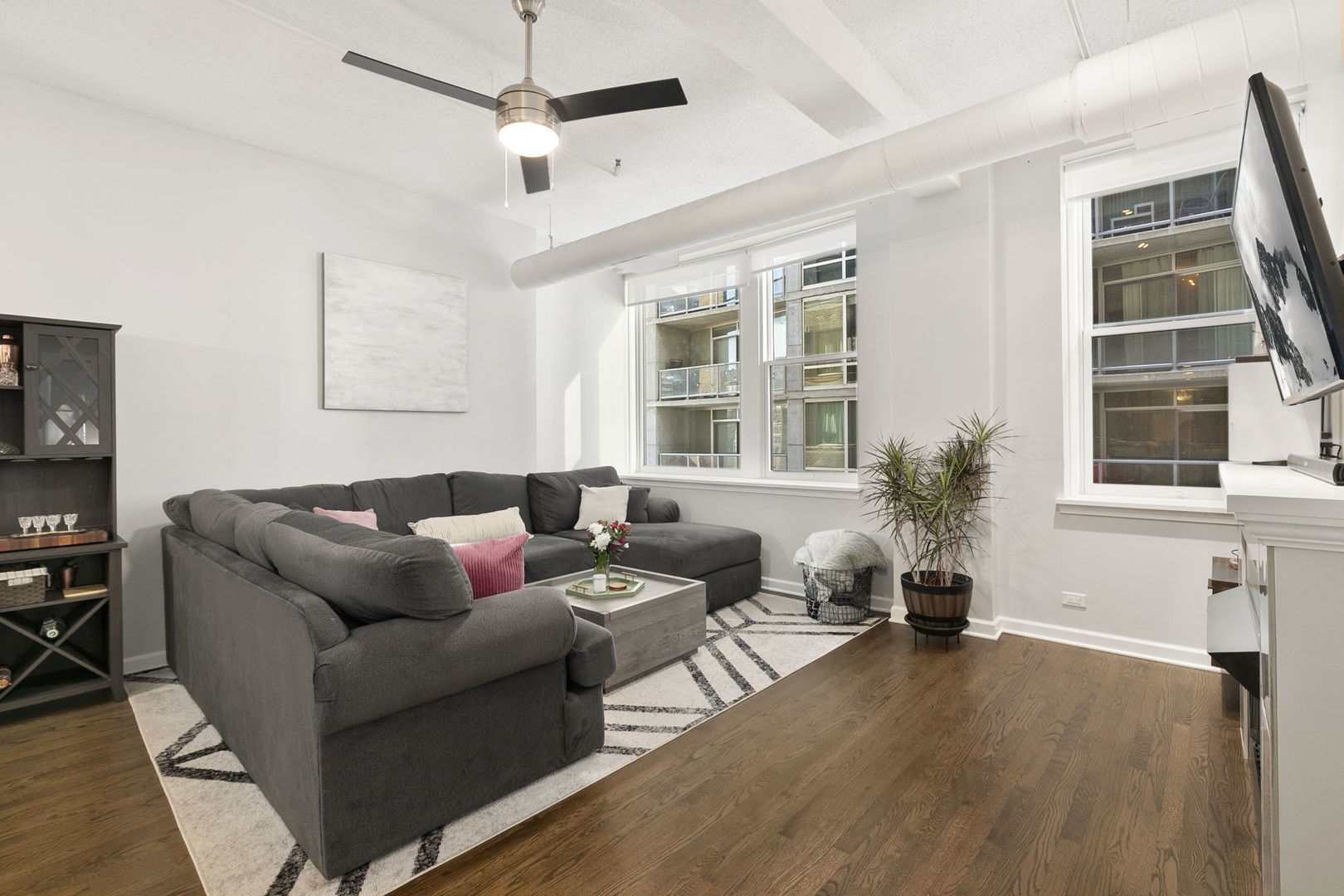 161 W Harrison Street #803, Chicago, IL