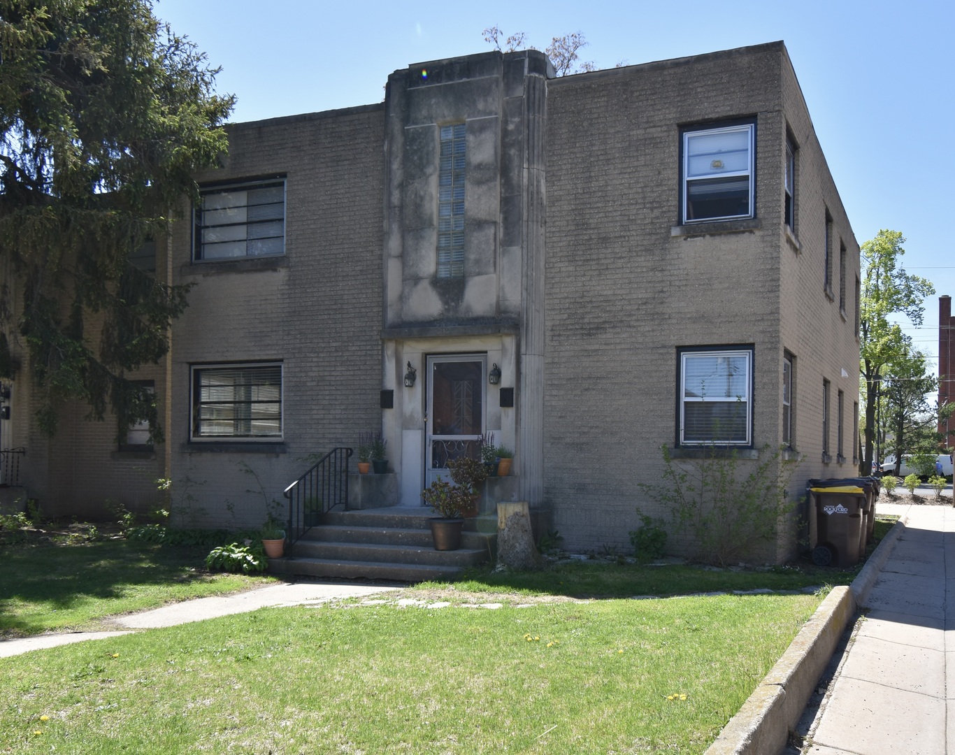 216 Carlton Terrace, Rockford, IL