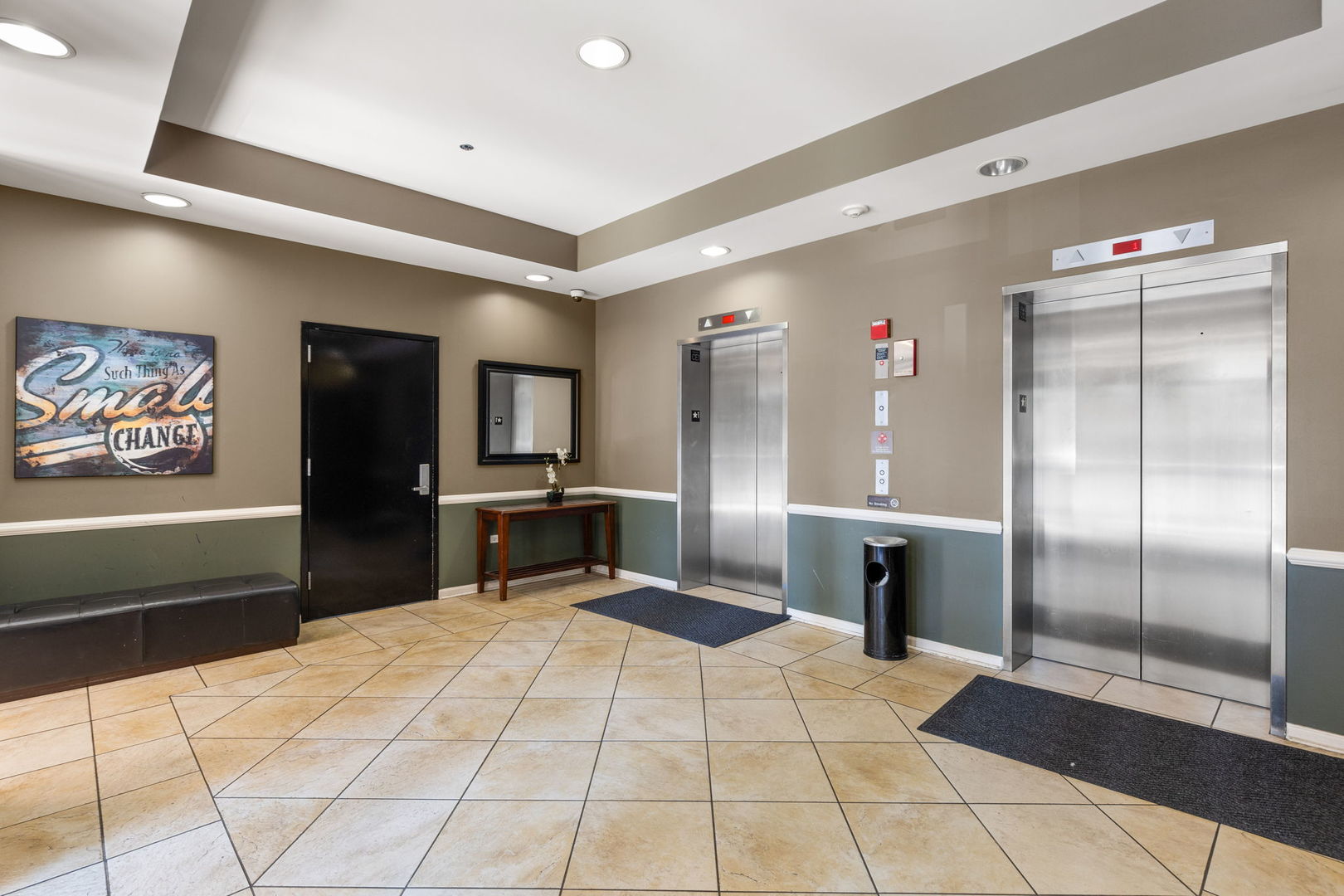 656 Pearson Street #403C, Des Plaines, IL