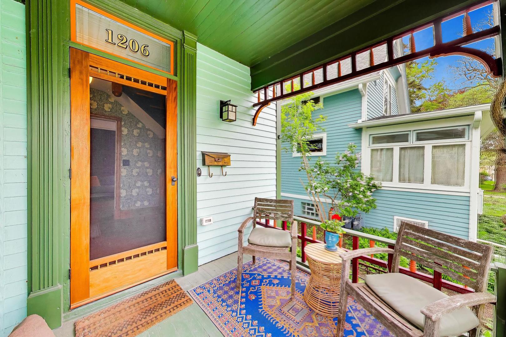 1206 Sherman Avenue, Evanston, IL