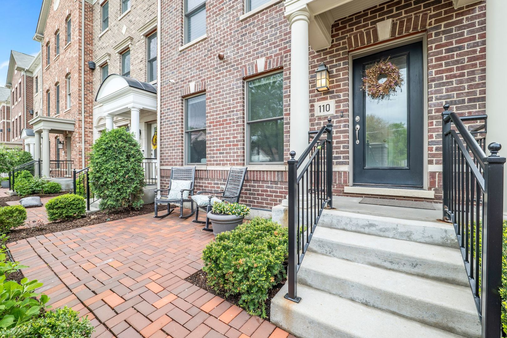 110 S Washington Street, Wheaton, IL