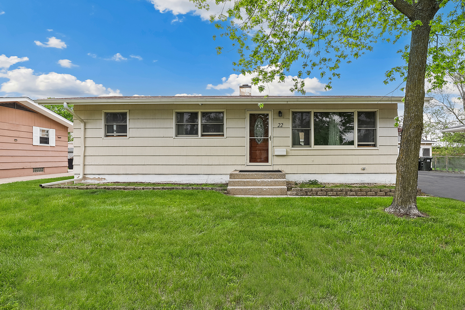 22 Arrowhead Drive, Thornton, IL