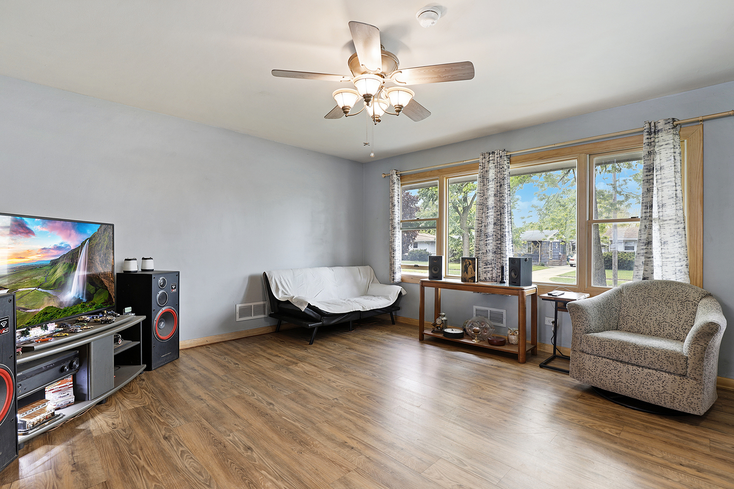 22 Arrowhead Drive, Thornton, IL