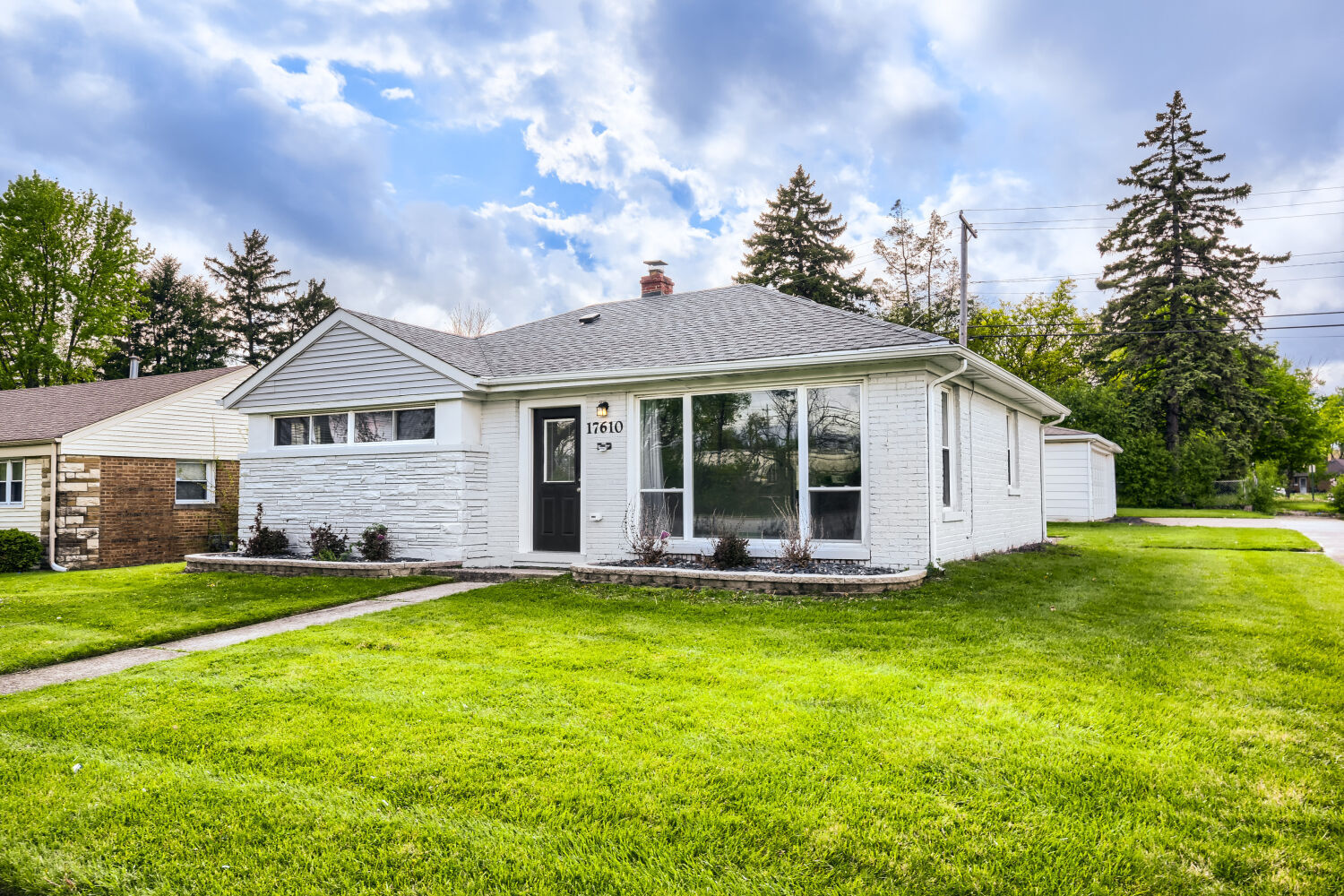 17610 Dixie Highway, Homewood, IL