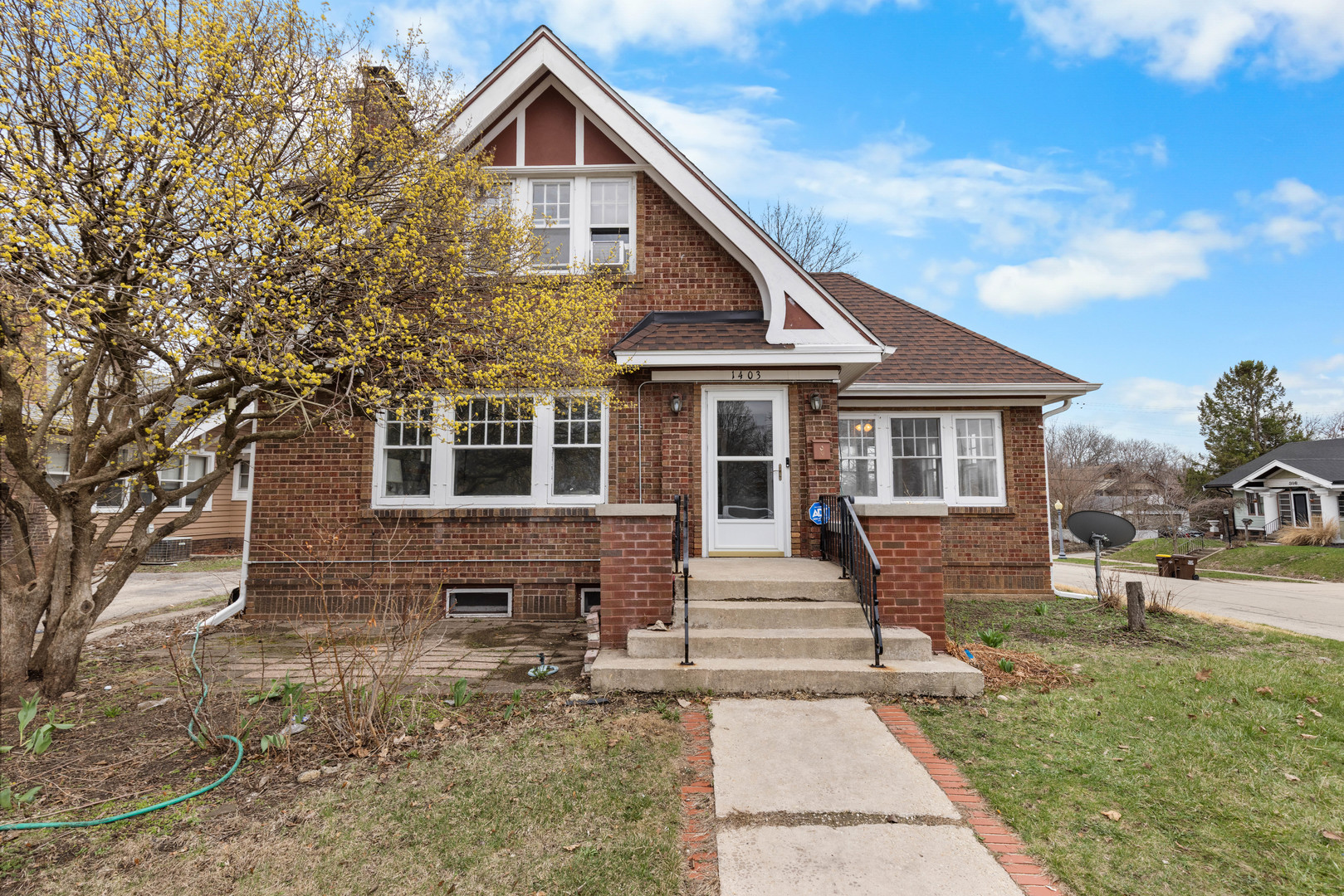 1403 Post Avenue, Rockford, IL
