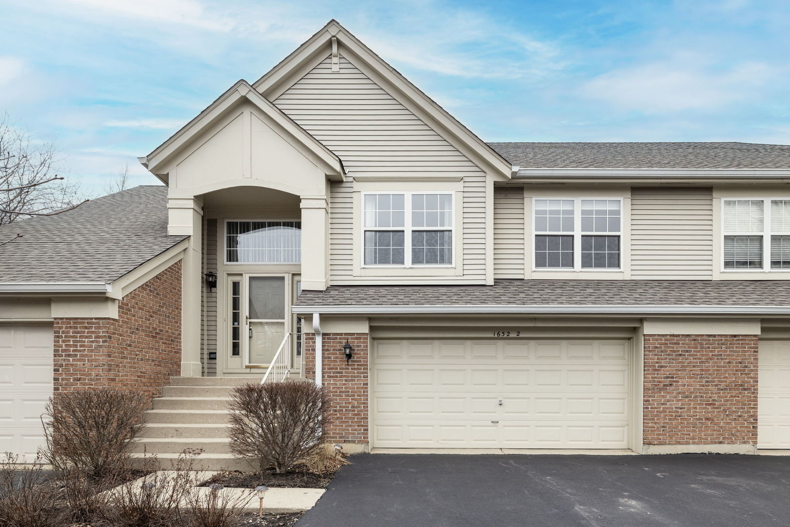 1632 Columbia Circle #2, Bartlett, IL