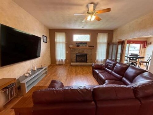 6518 Broadcast Parkway, Loves Park, IL