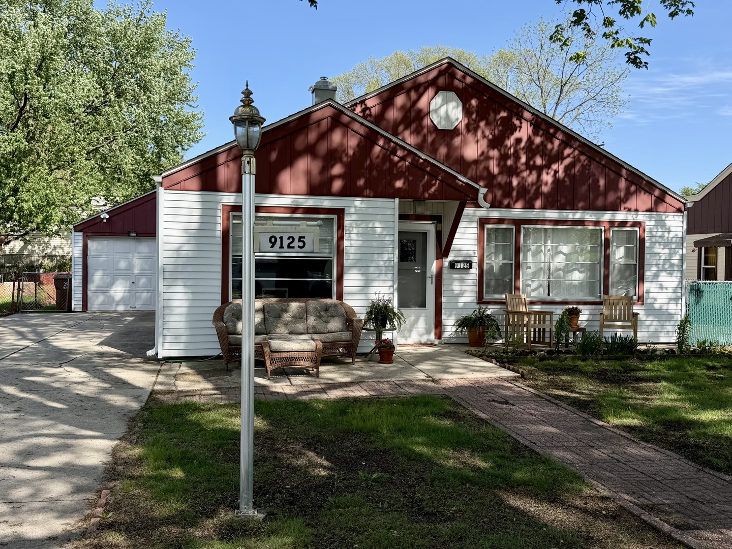 9125 S 51st Avenue, Oak Lawn, IL