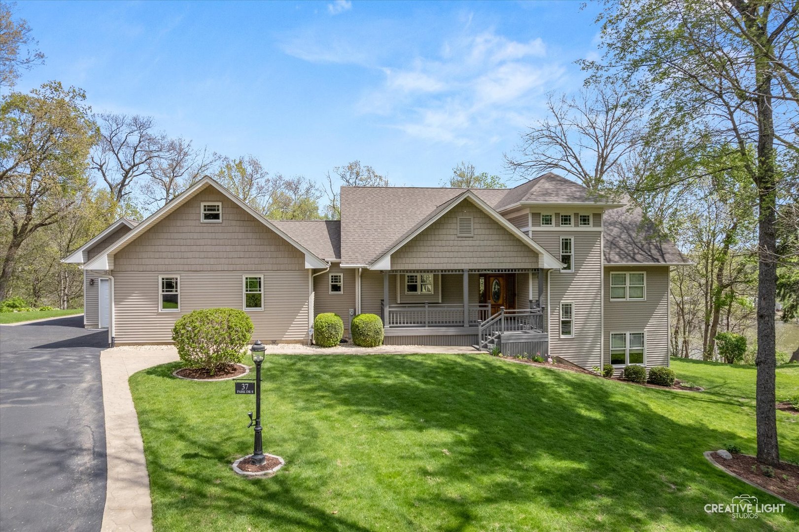 37 Park Drive, Yorkville, IL