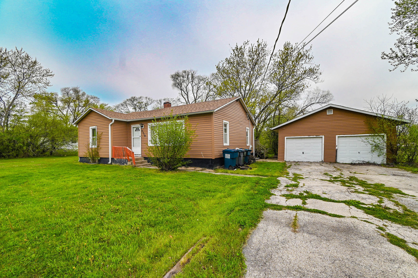 2710 30th Street, Zion, IL