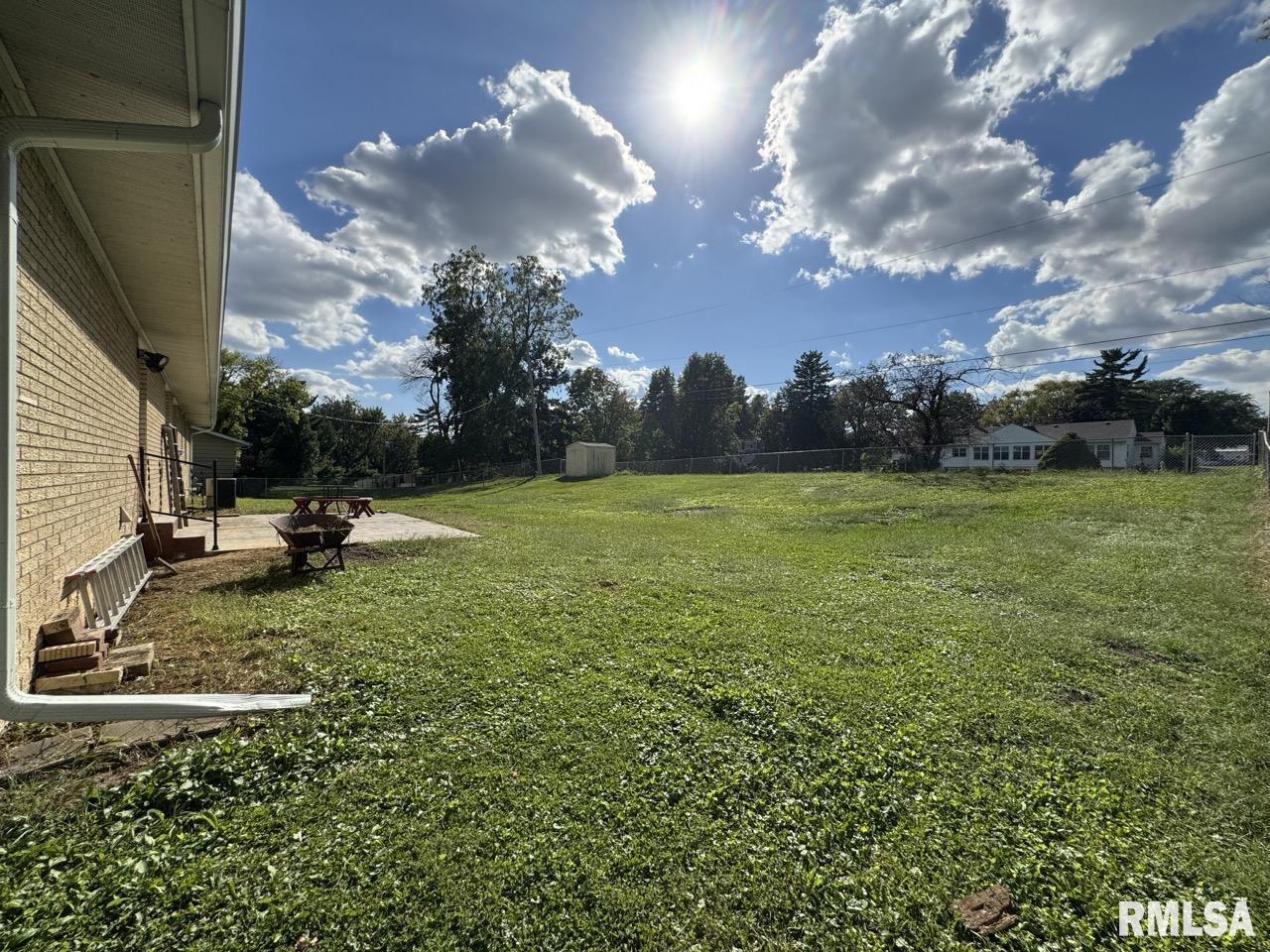 3816 RIDGEWOOD Drive, Davenport, IA