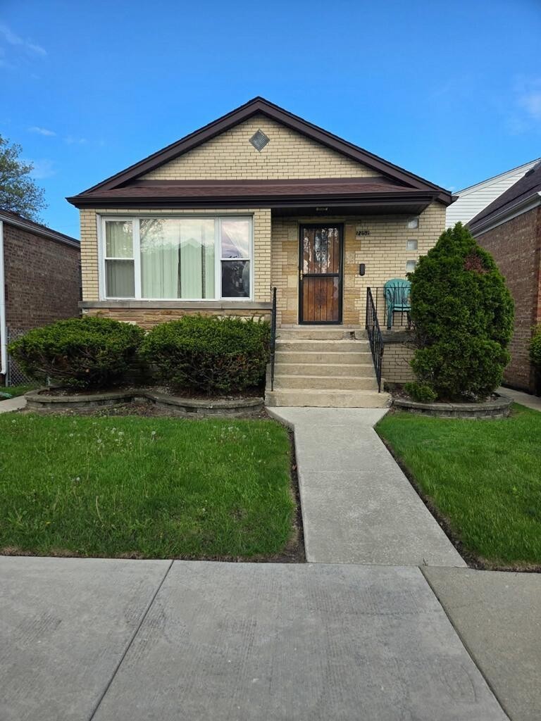 7252 S Francisco Avenue, Chicago, IL