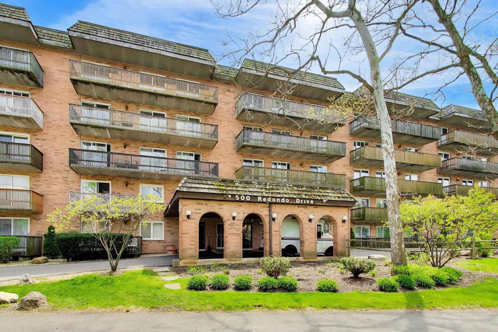 500 Redondo Drive #111, Downers Grove, IL