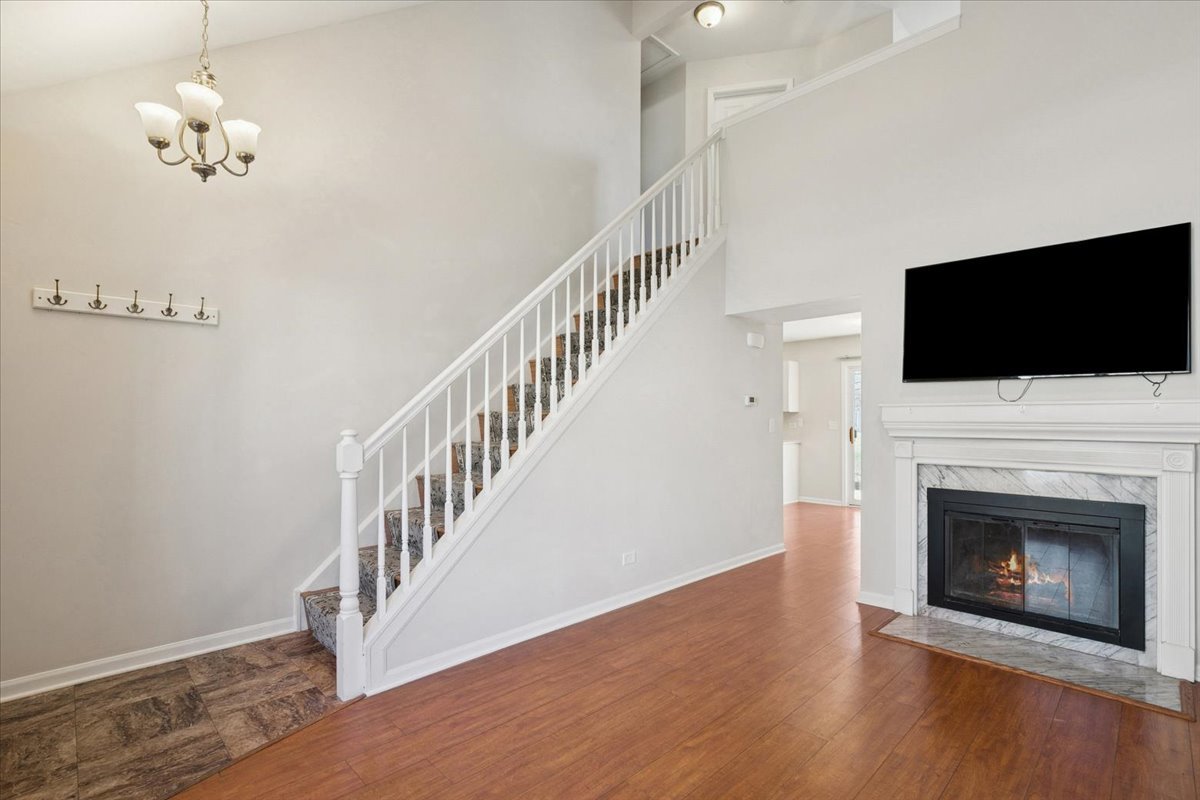 6763 Roanoake Court, Gurnee, IL