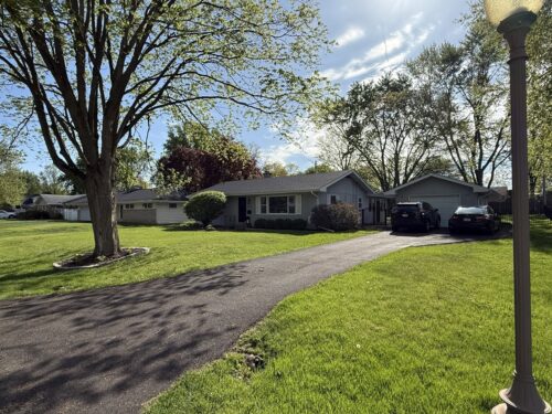 326 Maple Lane, Geneva, IL