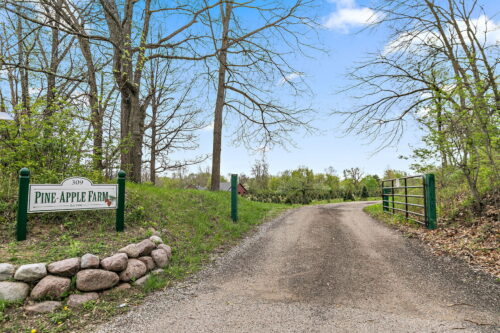 309 Three Oaks Road, Cary, IL