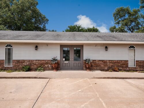 125 W Clark Street, Harrisburg, IL