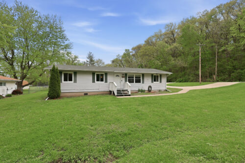 137 E 7th Street, Coal Valley, IL