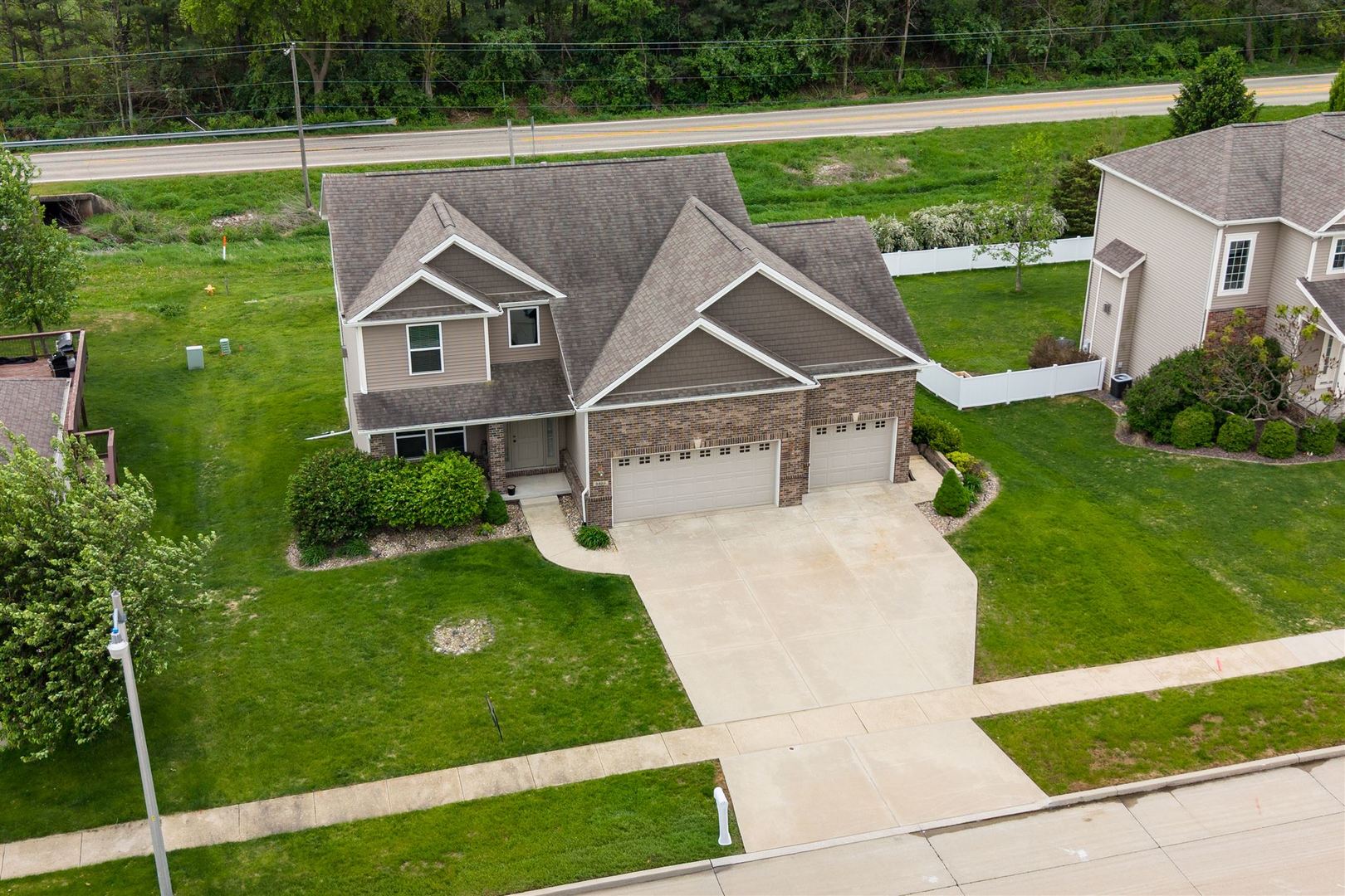 5403 Ferryman Road, Bloomington, IL