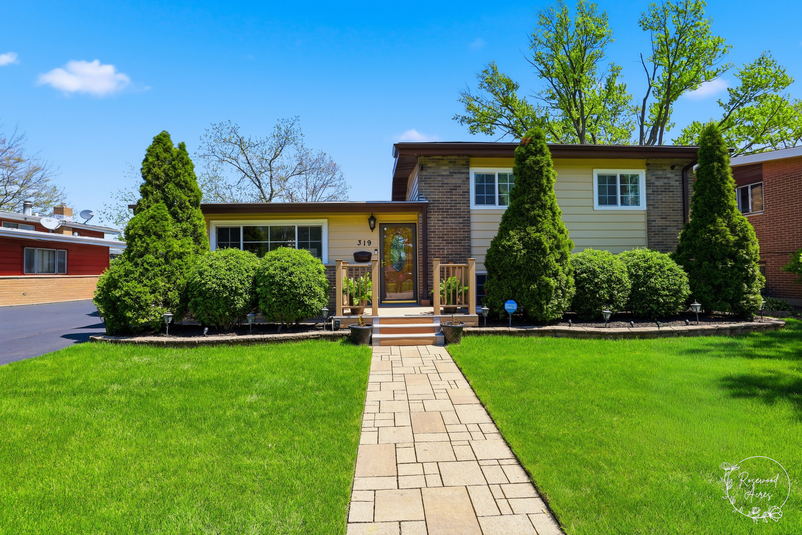319 N Bradley Drive, Chicago Heights, IL