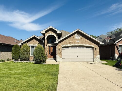 8017 Oak Park Avenue, Burbank, IL