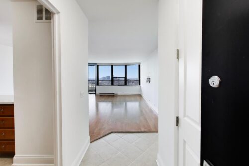 1560 N Sandburg Terrace #2411J, Chicago, IL