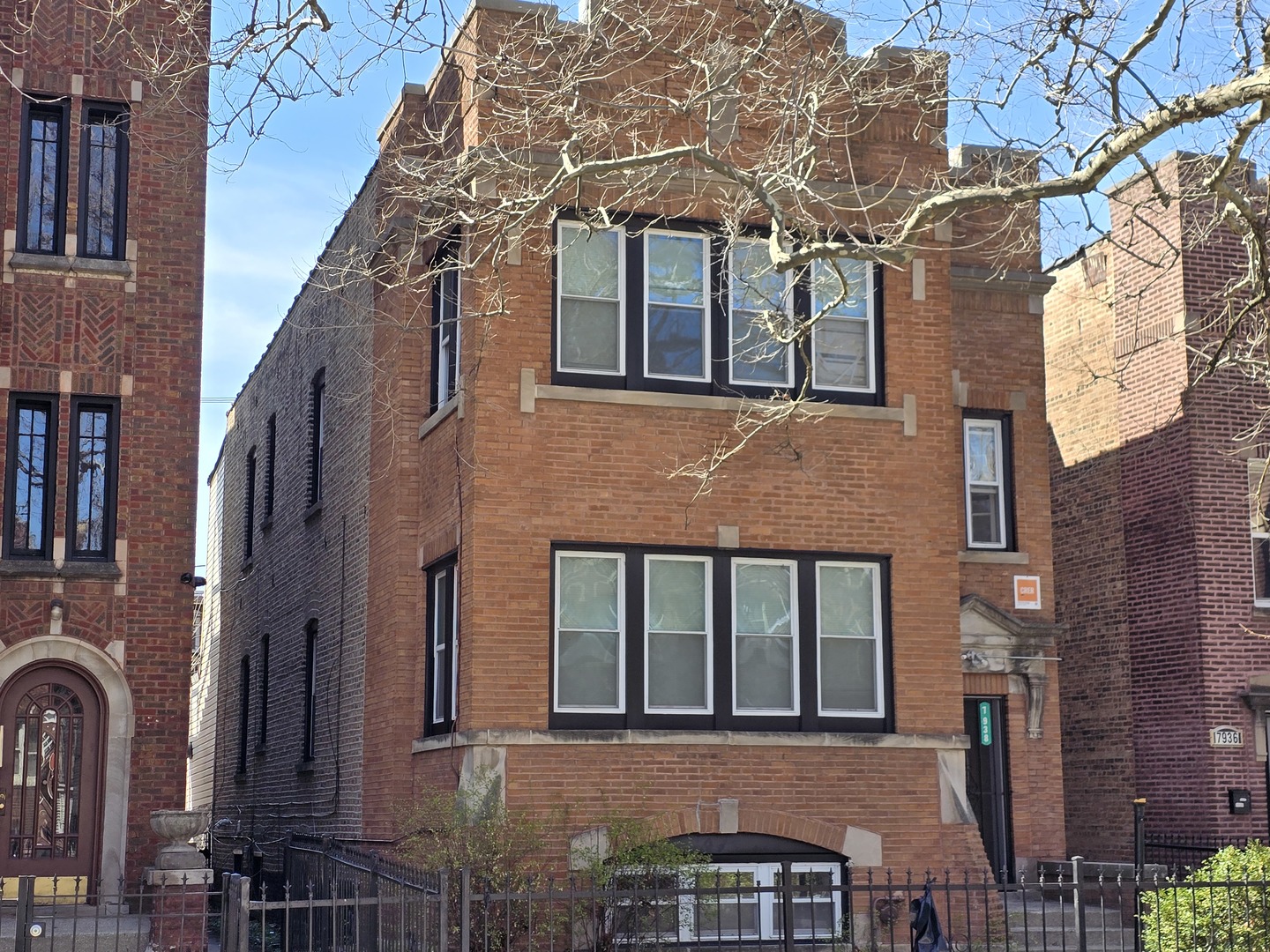 7938 S Langley Avenue, Chicago, IL