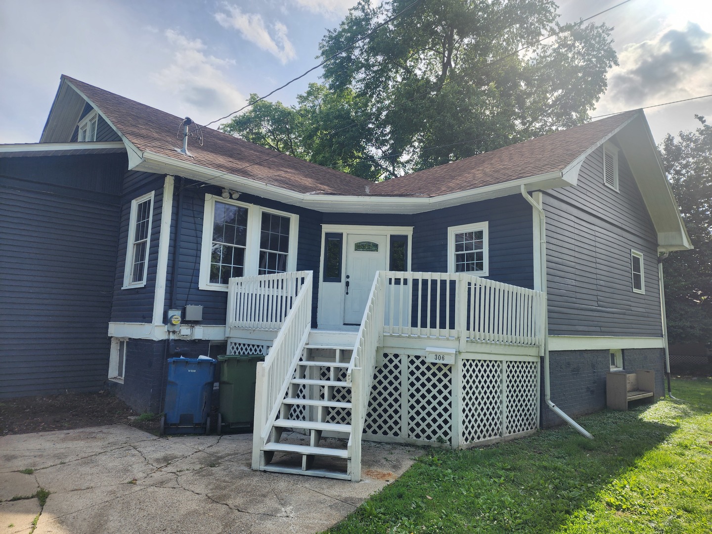 306 W Webster Street, Benton, IL