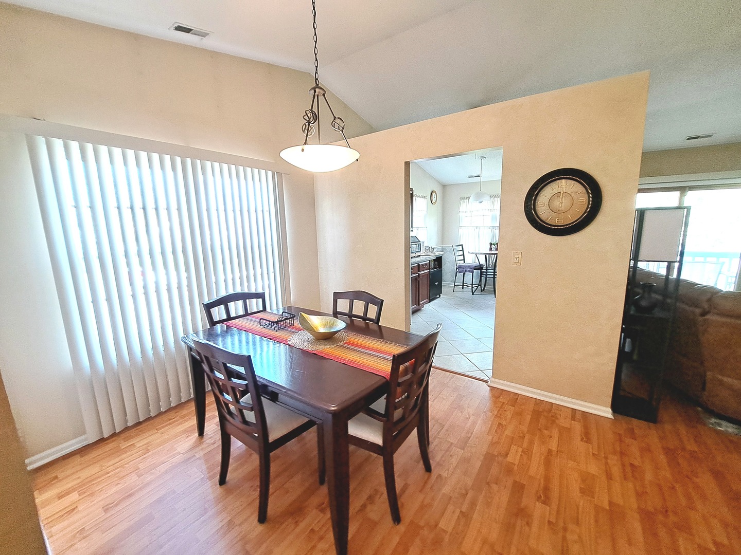 216 Stoneybrook Lane #2C, Bloomingdale, IL