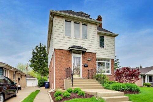 940 W Grant Drive, Des Plaines, IL