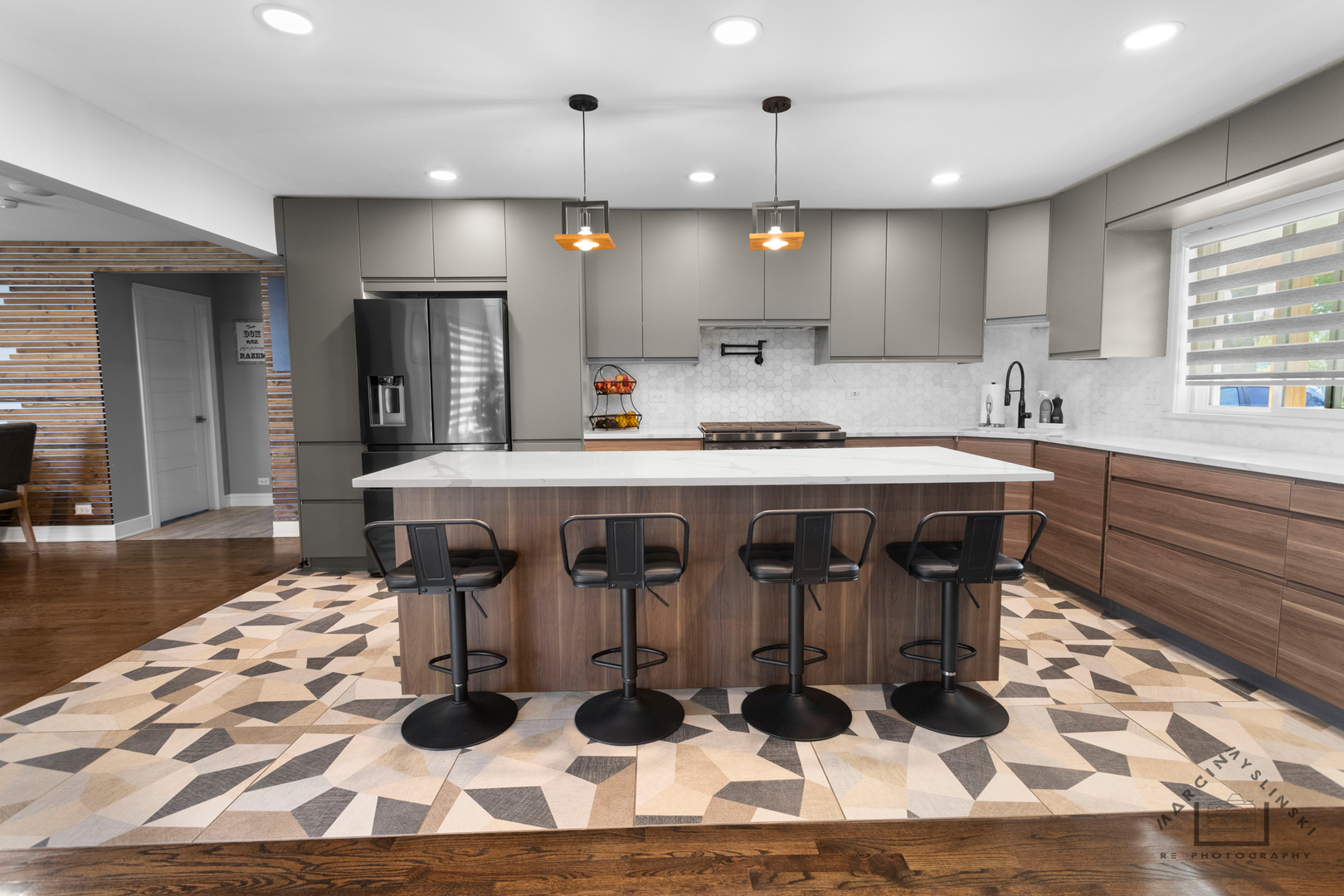 575 Olive Street, Hoffman Estates, IL