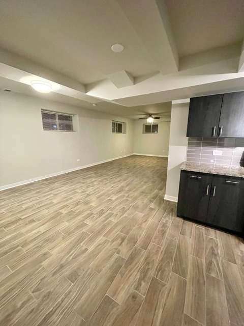 1947 W Sunnyside Avenue #GDN, Chicago, IL